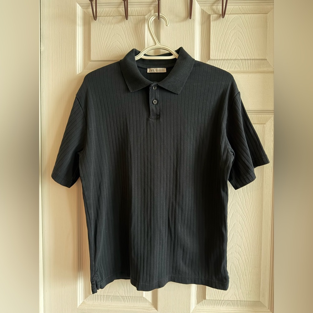 Zara Men’s Textured Striped Polo Shirt
